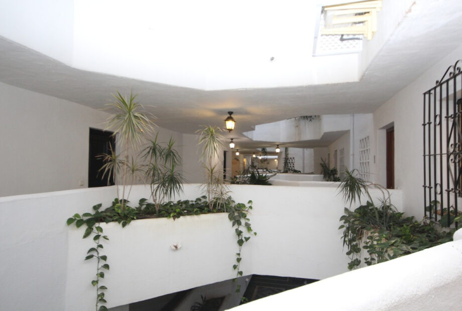 Renovated duplex apartment inside Puerto Banus!